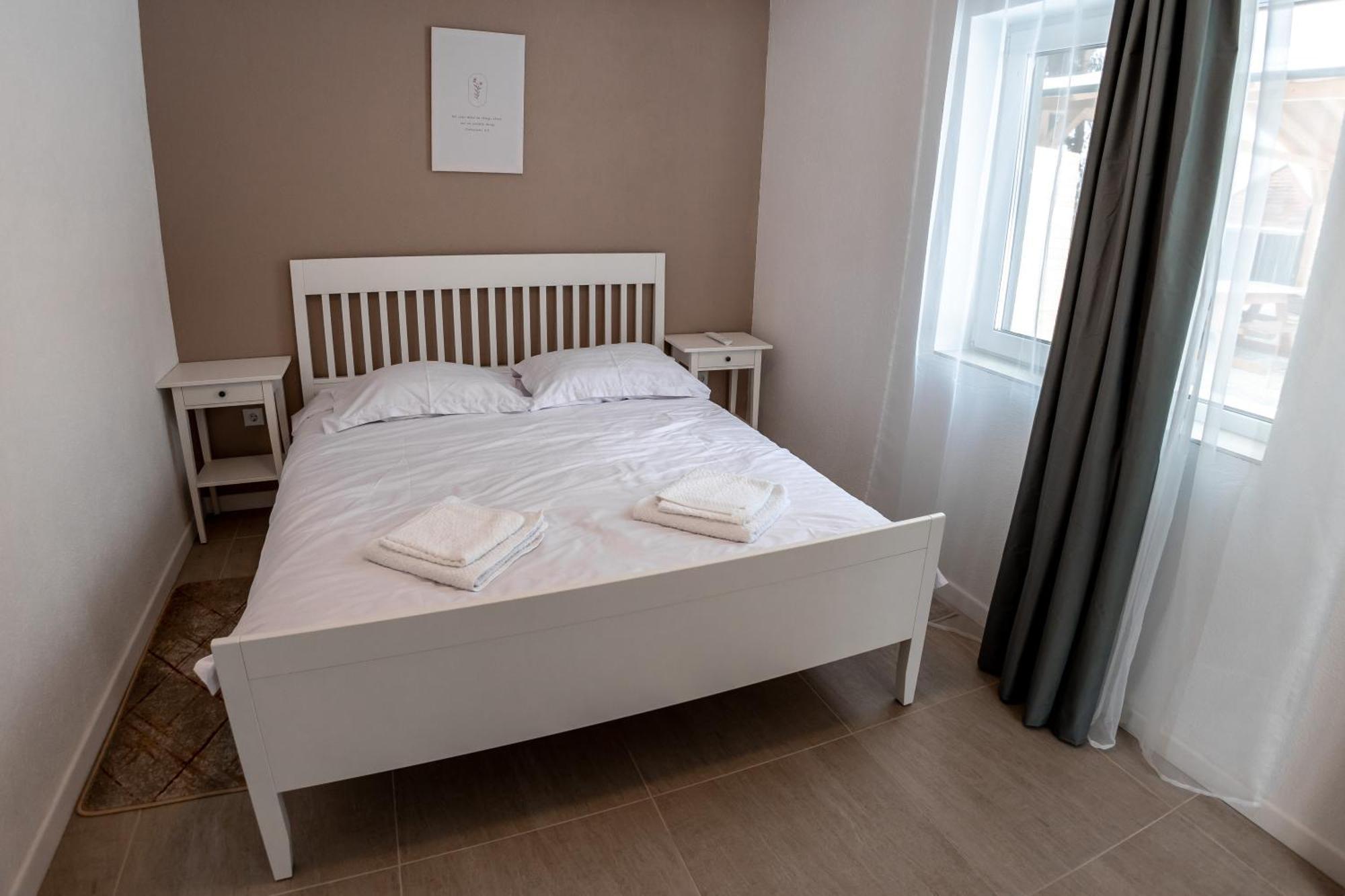 Casa Tinca 2 Villa Izvoru Muresului Bagian luar foto