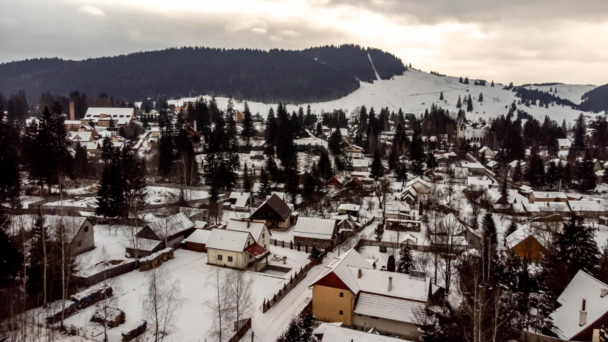 Casa Tinca 2 Villa Izvoru Muresului Bagian luar foto