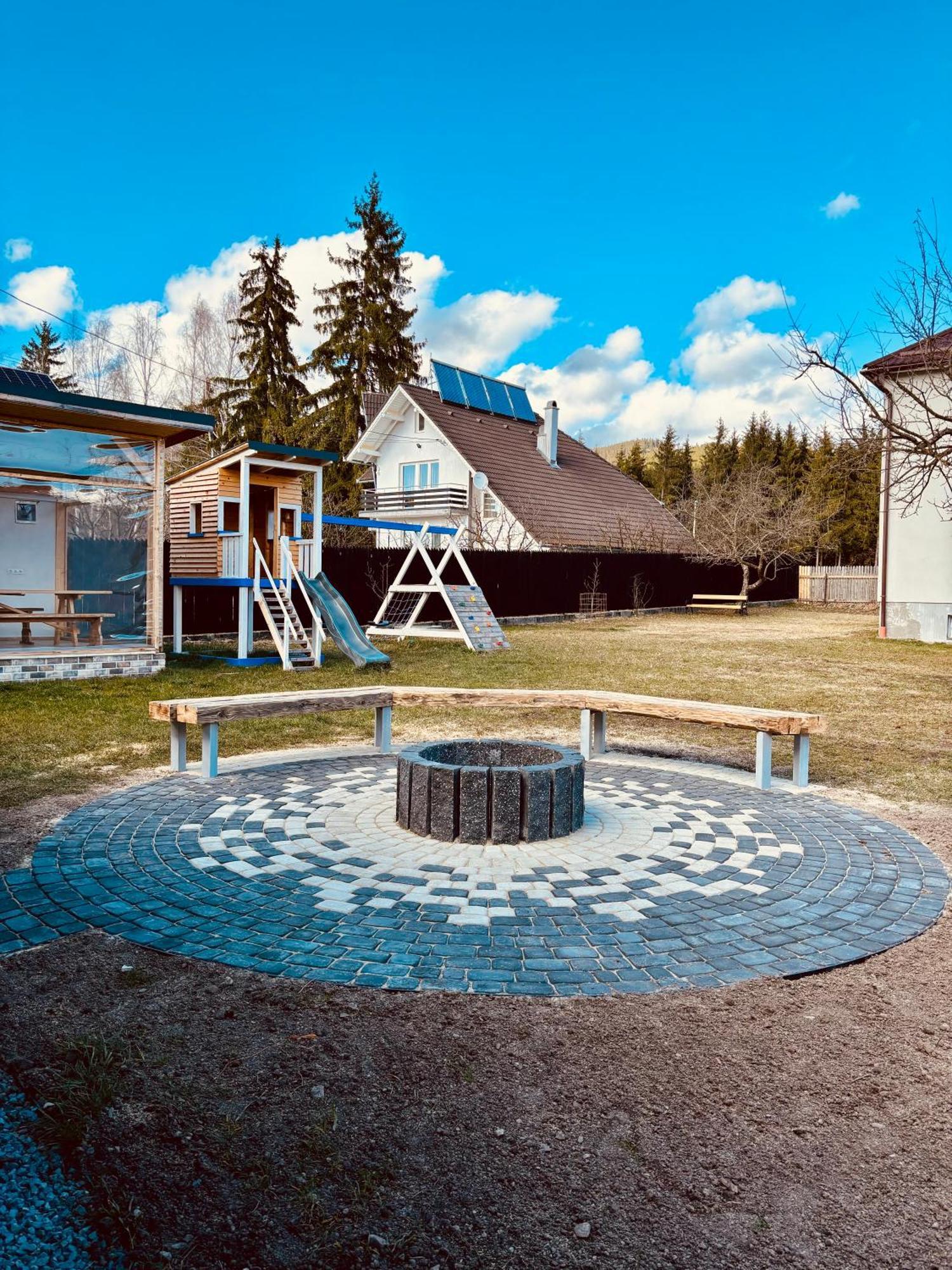 Casa Tinca 2 Villa Izvoru Muresului Bagian luar foto